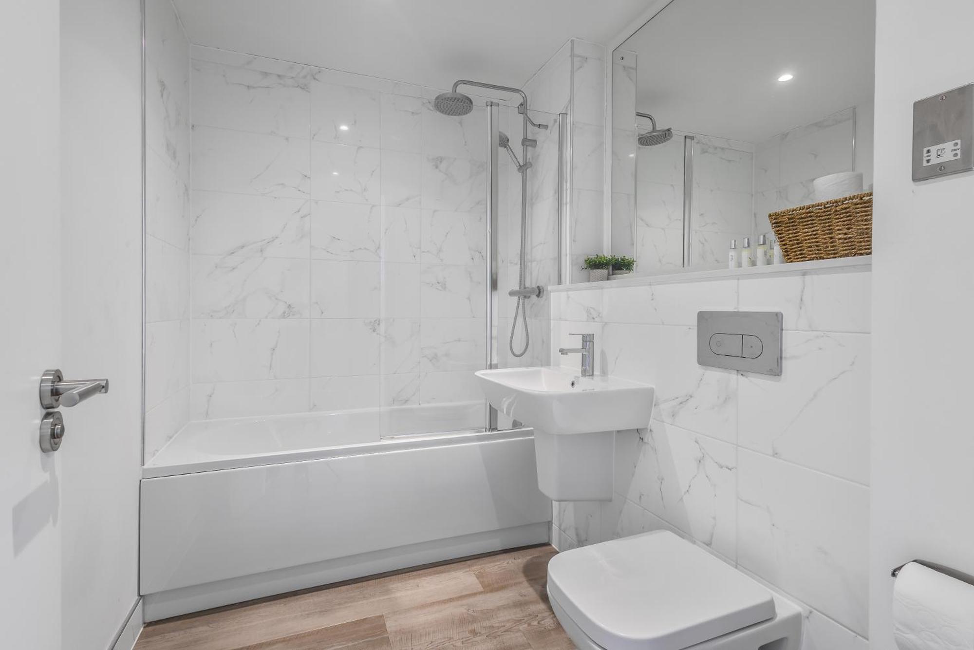 Luxury 2 Bedroom Apartment, On Broad Street! Birmingham Esterno foto